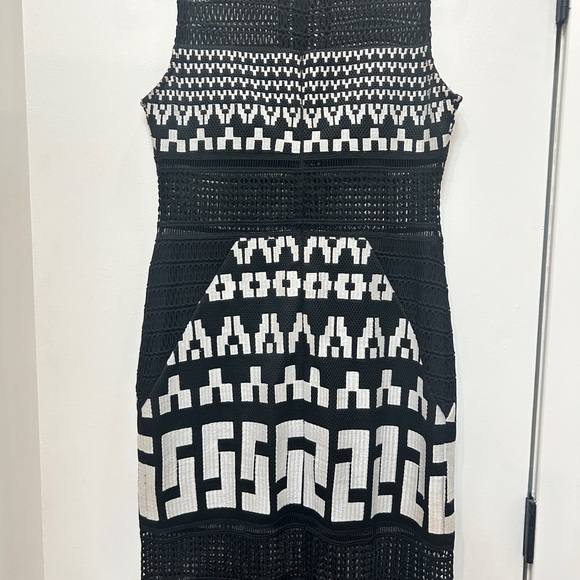 Elliatt open mesh cocktail dress - Picture 3 of 6